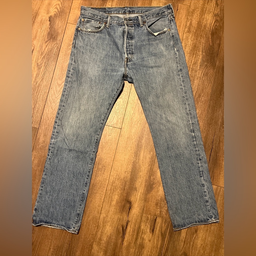 Levis 501 Mens 34x30 Button Fly